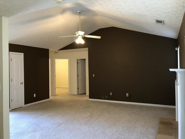 Building Photo - 140 Tillman Ct