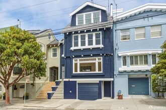 Building Photo - 244 16th Ave