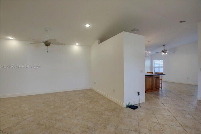 Foto del edificio - 7220 SW 41st Ct