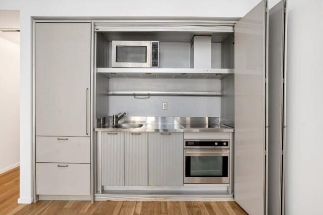 Building Photo - 1 bedroom in New York NY 10036