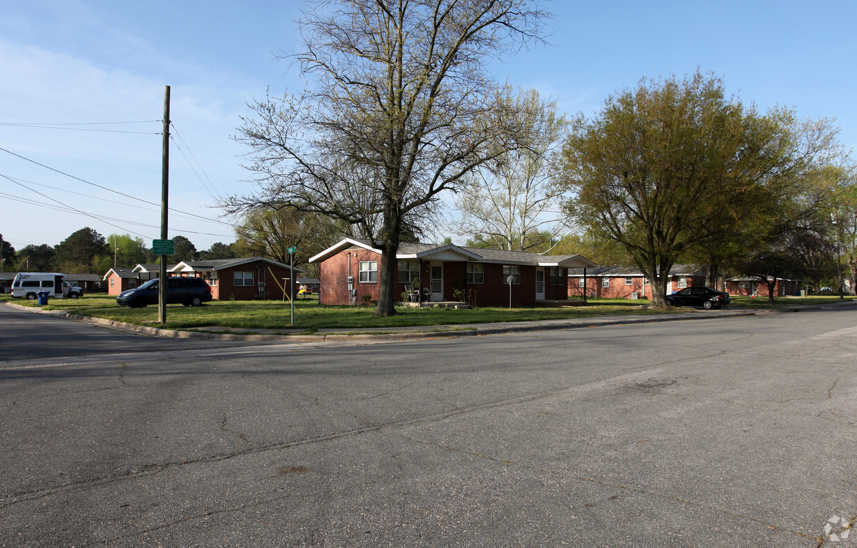 Building Photo - Wilson Terrace Apartments