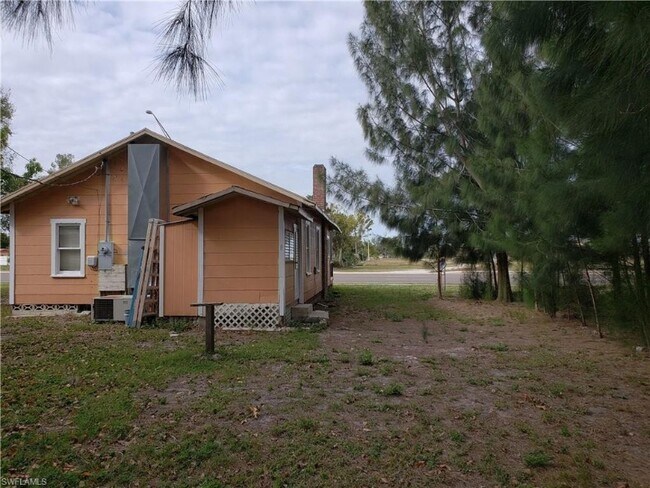 Foto del edificio - 2919 Evans Ave