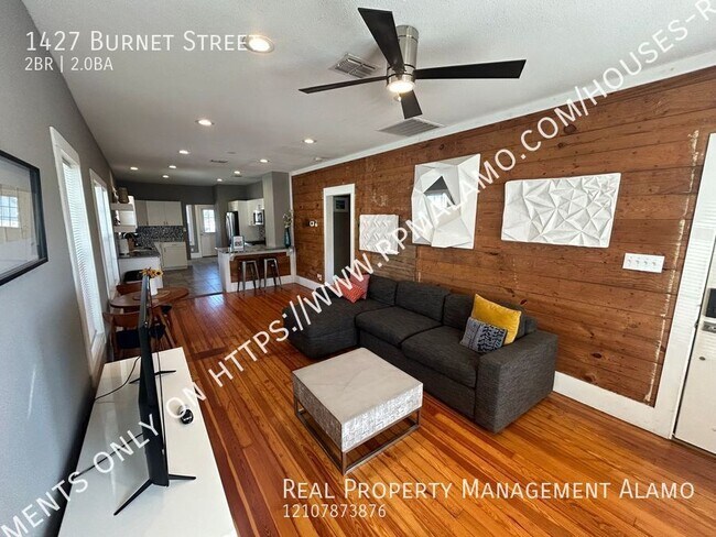 Foto del edificio - 1427 Burnet St