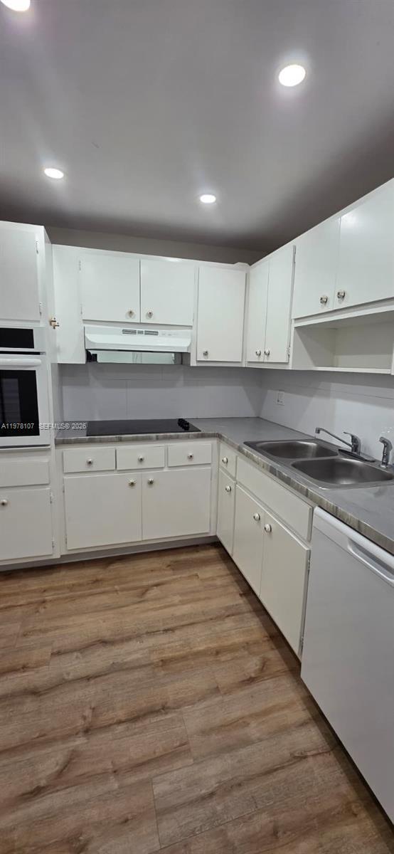 Foto del edificio - 400 Kings Point Dr