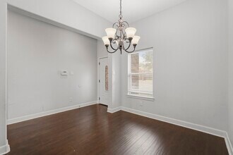 Building Photo - 2410 Ranna Ct