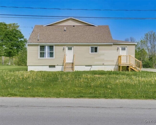 Foto del edificio - 276 Lakeshore Rd
