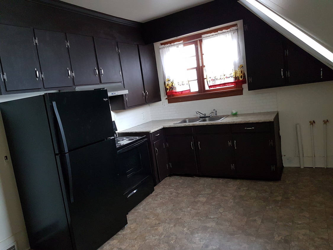 Cocina - 103 N Haughton St