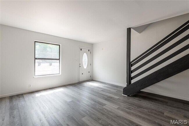 Foto del edificio - 3017 Pembroke Ln