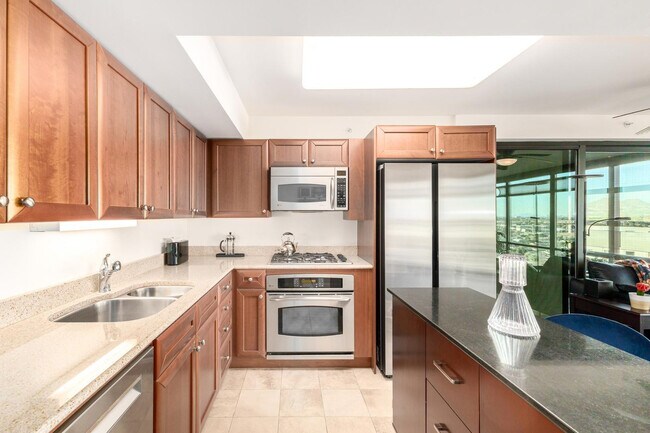 Foto del edificio - 4808 N 24th St