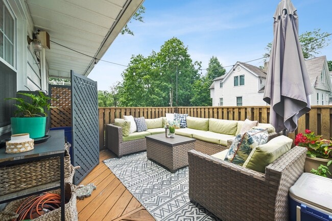 Photo - 124 Midland Ave Apartment