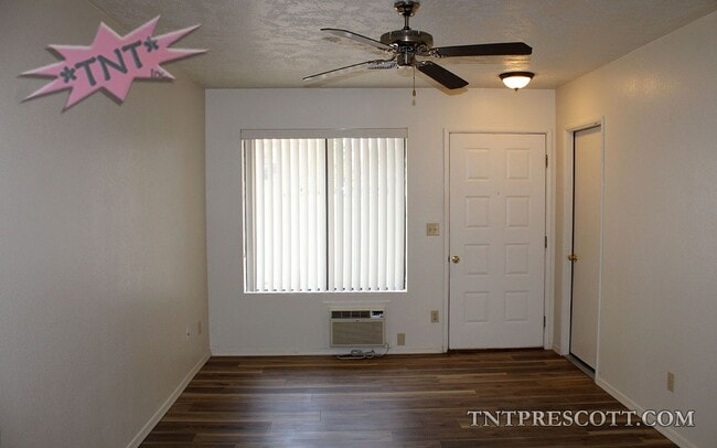 Building Photo - 1430