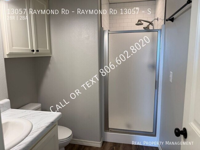 Foto del edificio - 13057 Raymond Rd