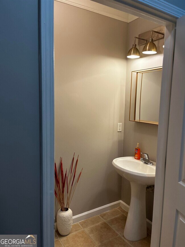 Foto del edificio - 1309 Westchester Ridge NE