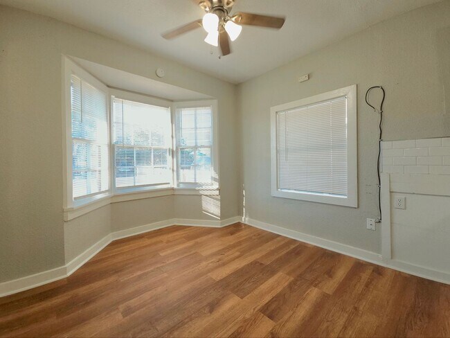 Foto del edificio - 2602 Amherst St