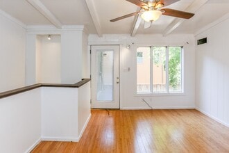 Building Photo - 2502 Driscoll St