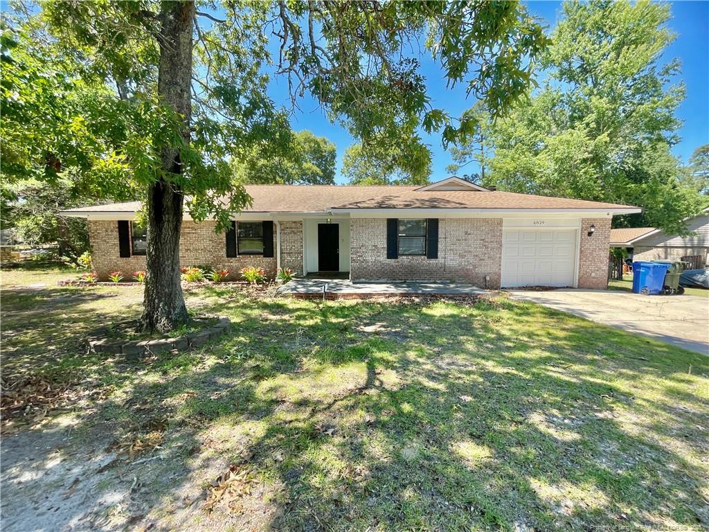 Foto principal - 6829 Timbercroft Ln
