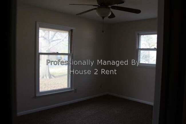 Foto del edificio - 3007 Woodlawn Pl