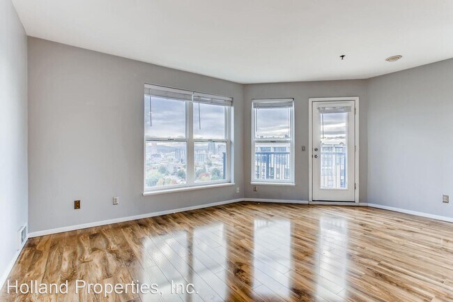 Building Photo - 1 br, 1 bath House - 330 NW Uptown Ter. Un...