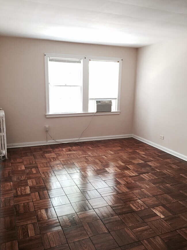 Foto del edificio - 2858 Thornhill Rd