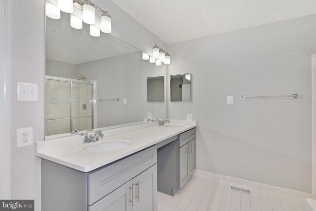 Foto del edificio - 6320 Departed Sunset Ln