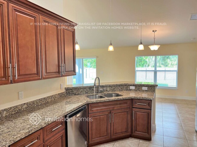 Building Photo - 2214 SE Mandrake Cir
