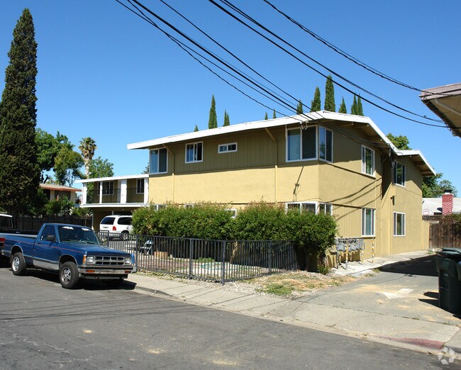 Foto del edificio - Haller Court Apartments