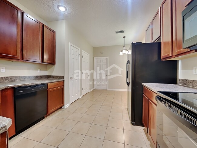 Foto del edificio - 96615 Commodore Point Dr