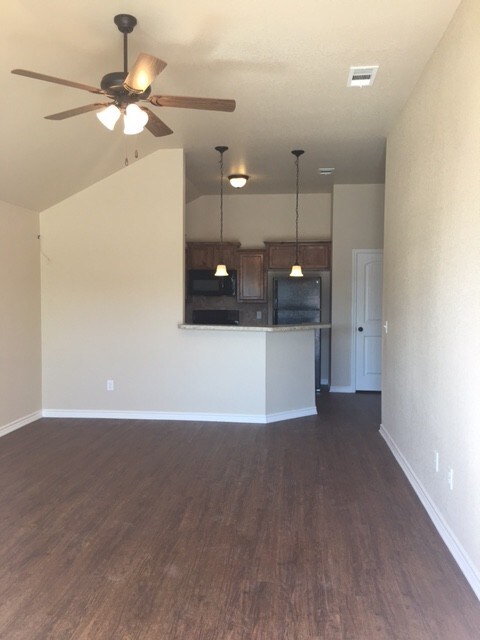 Building Photo - 2704 O W Curry Dr