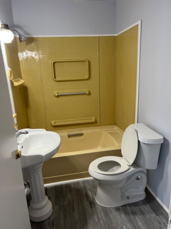 Foto del edificio - 2035 E Random