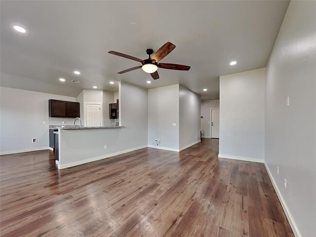 Foto del edificio - 11108 NW 99th St