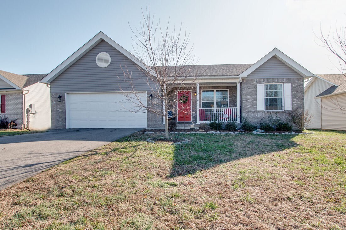 1833 Lakin Ln, Columbia, TN 38401 House Rental in Columbia, TN