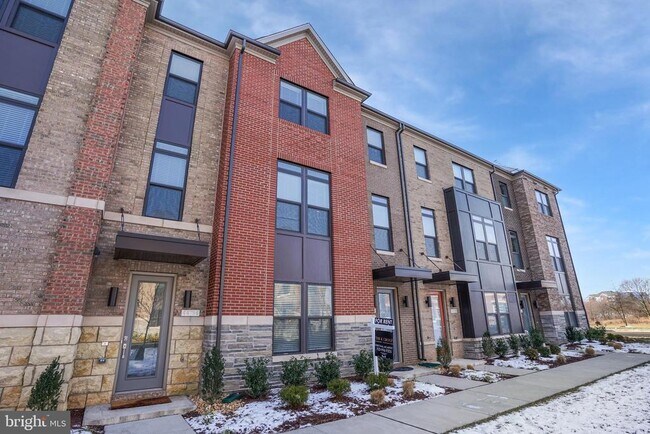 Foto del edificio - 44734 Roosevelt Sq