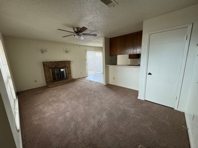 Building Photo - 1307 Covey Ln