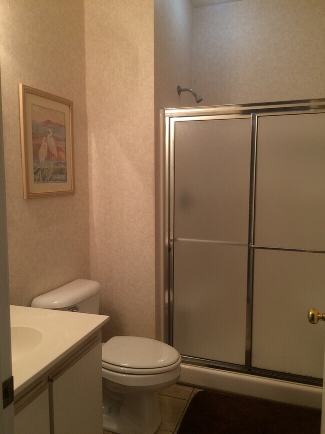 Foto del edificio - 2 Bed, 2 Bath Condo for Rent at River Oaks