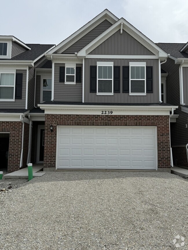 Building Photo - 2239 Horseshoe Cir