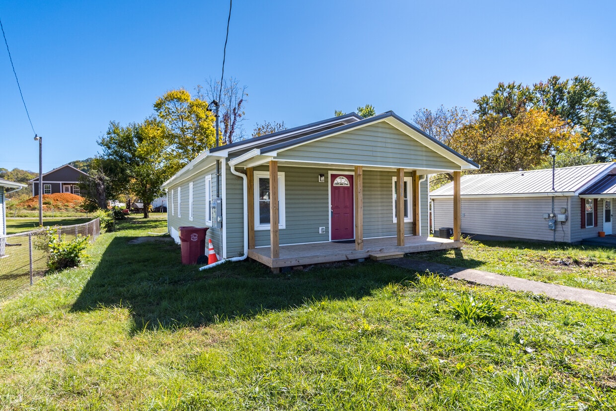 Foto principal - 1608 E Fairview Ave