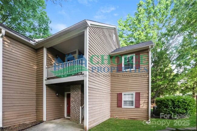 Foto del edificio - 3304 Selwyn Farms Ln