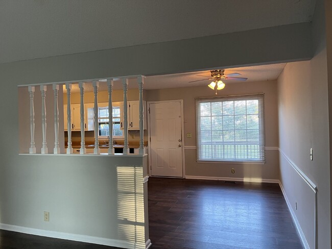 Building Photo - 4131 Basil Ct