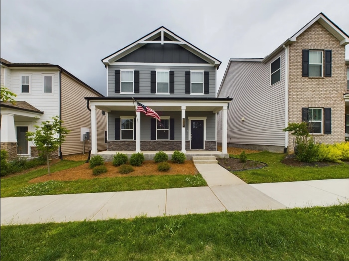 Primary Photo - 3 Bed/2.5 Bath Beautiful Newer Constructio...