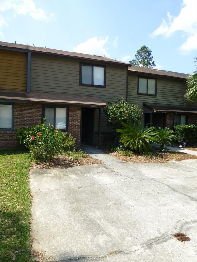 11236 Shady Glen Dr, Jacksonville, FL 32257 Townhome Rentals in