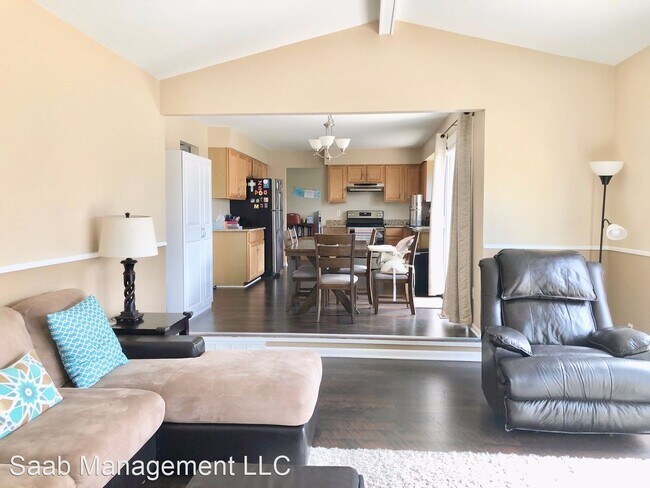 Foto del edificio - 4 br, 3.5 bath House - 2392 Chestnut Cir