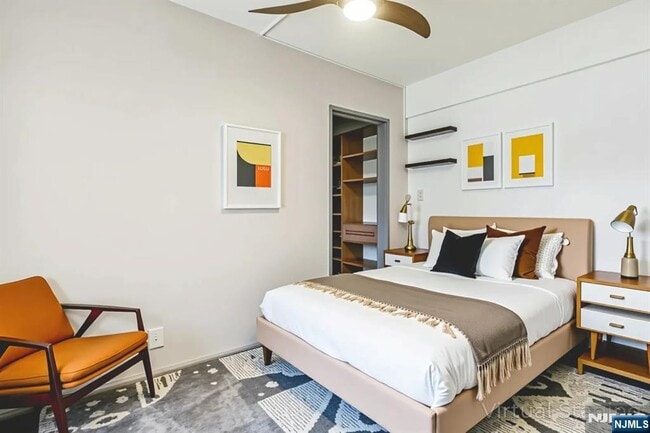 Foto del edificio - 3050 Edwin Ave