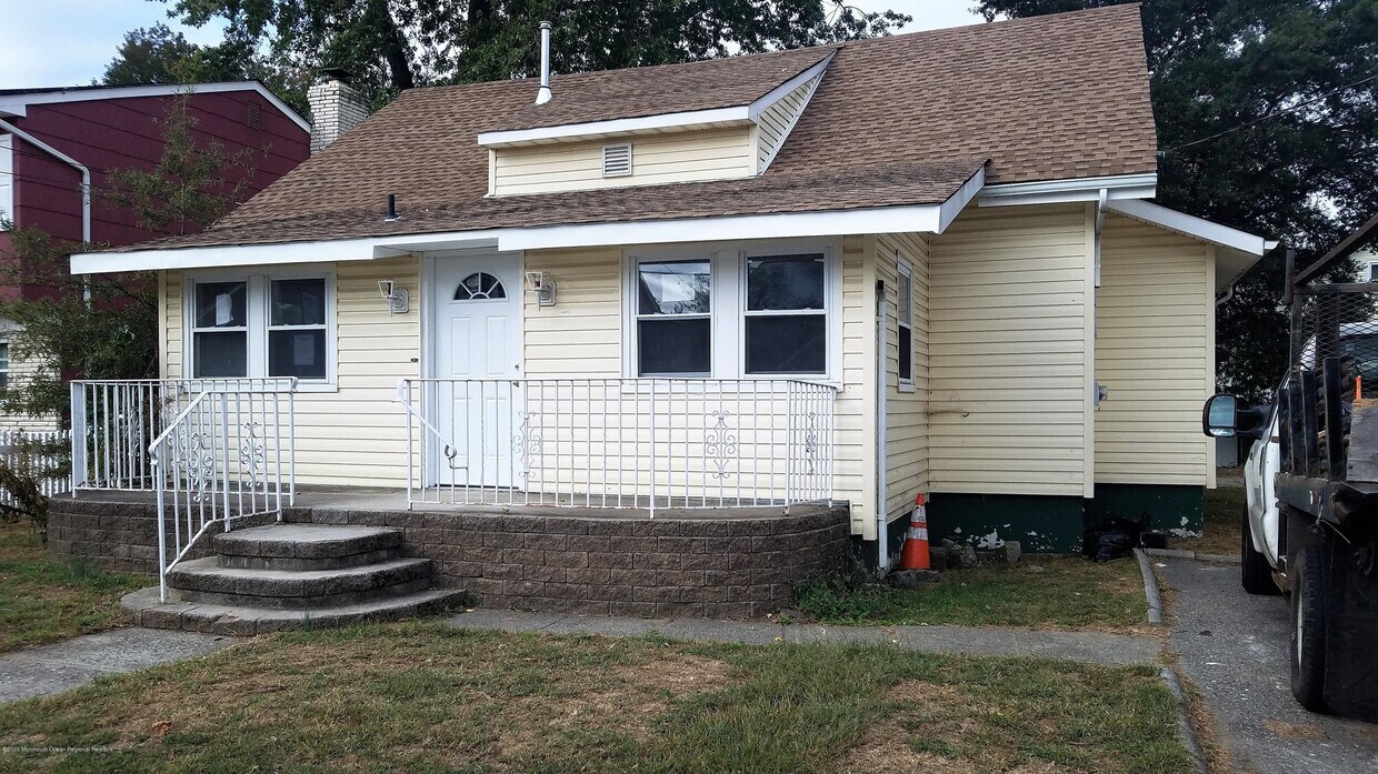 65 Orchard St, Keansburg, NJ 07734 House Rental in Keansburg, NJ