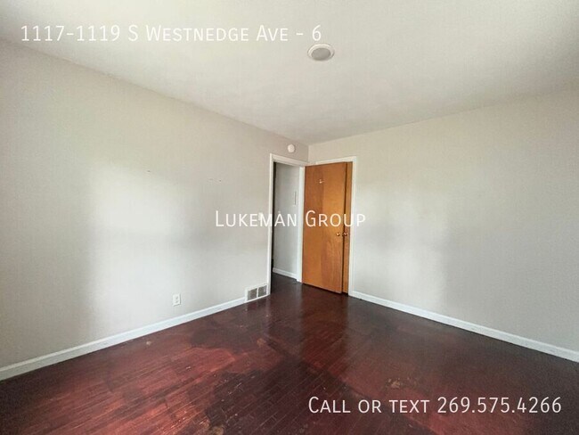 Building Photo - 1117-1119 S Westnedge Ave-6