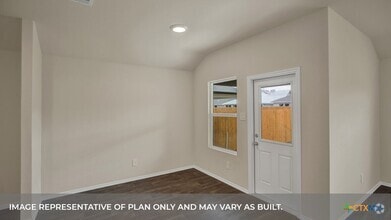 Building Photo - 1009 Alma Dr