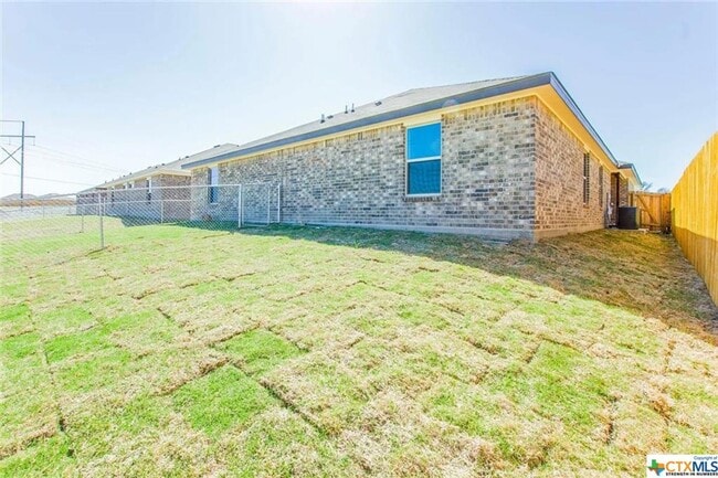 Building Photo - 2408 Alterman Dr