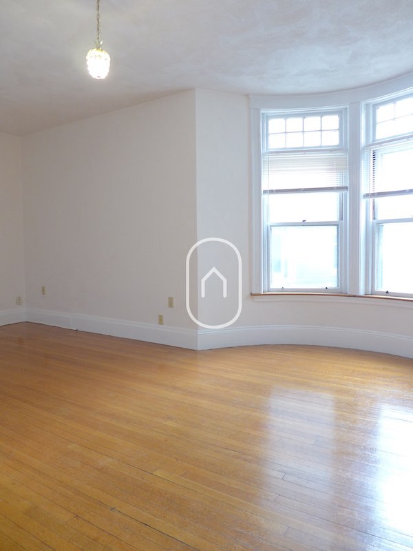 Foto del edificio - 1693 Beacon St