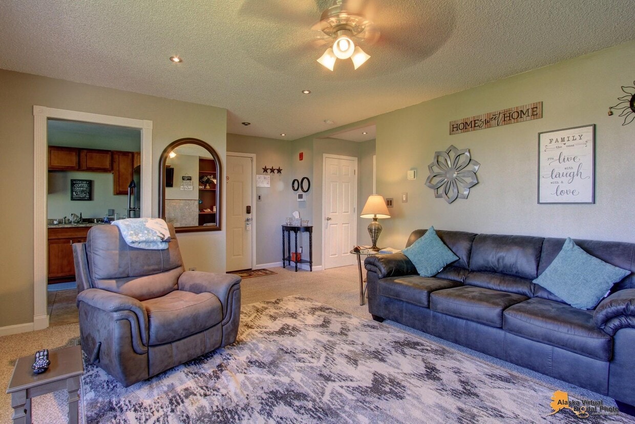 Primary Photo - 235 E 2nd Ct