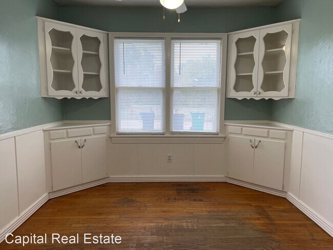Building Photo - 4 br, 1 bath House - 4100 Cunningham Dr.