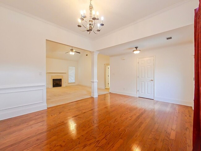 Building Photo - Grovetown Home!